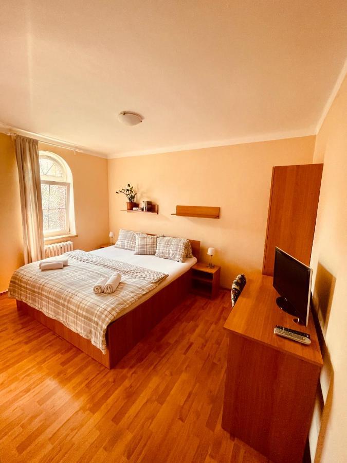 Penzion Relax Kadan Exterior photo